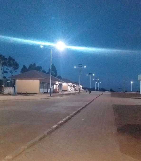青州市非洲科特迪瓦太阳能路灯工程